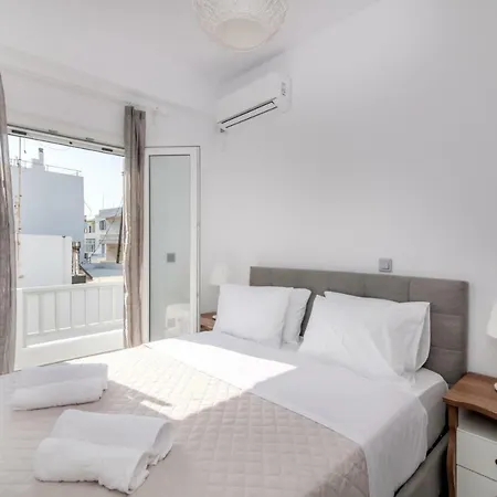 Lux 'n Comfort شقة Tínos