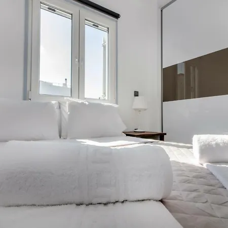 Lux 'n Comfort