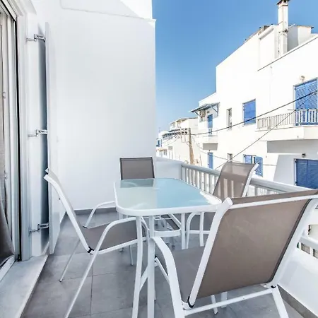Lux 'n Comfort Apartment Tinos